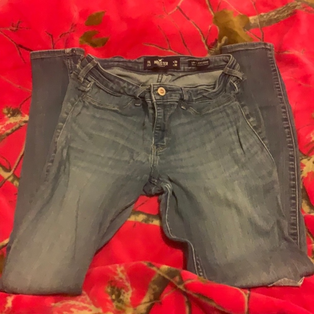 3 pairs of jeans